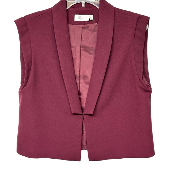 413 - RD STYLE VEST WITH REMOVEABLE FRINGE - Picture 8 of 16